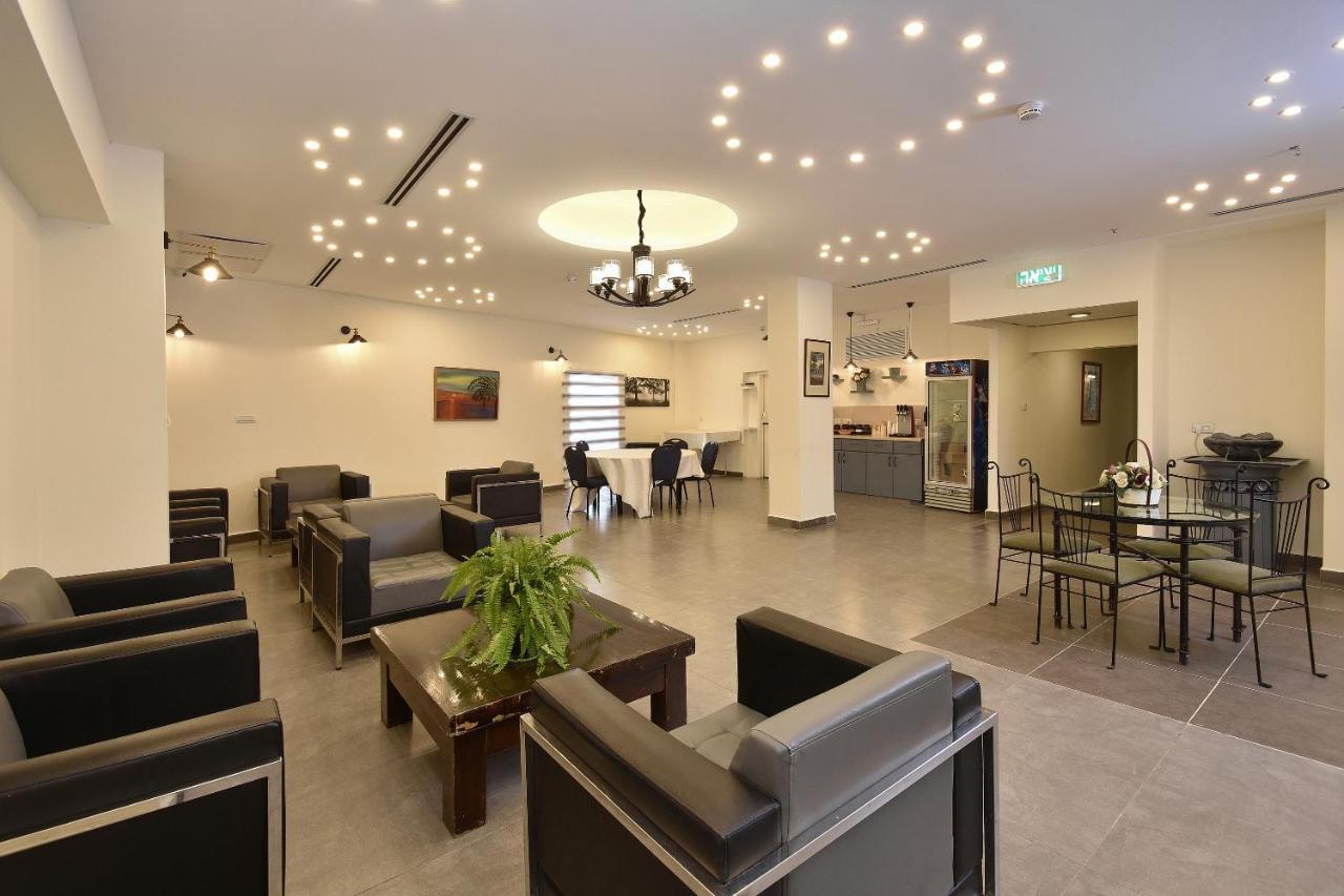 Pearl Of The Valley Hotel Kfar Tavor Exterior foto