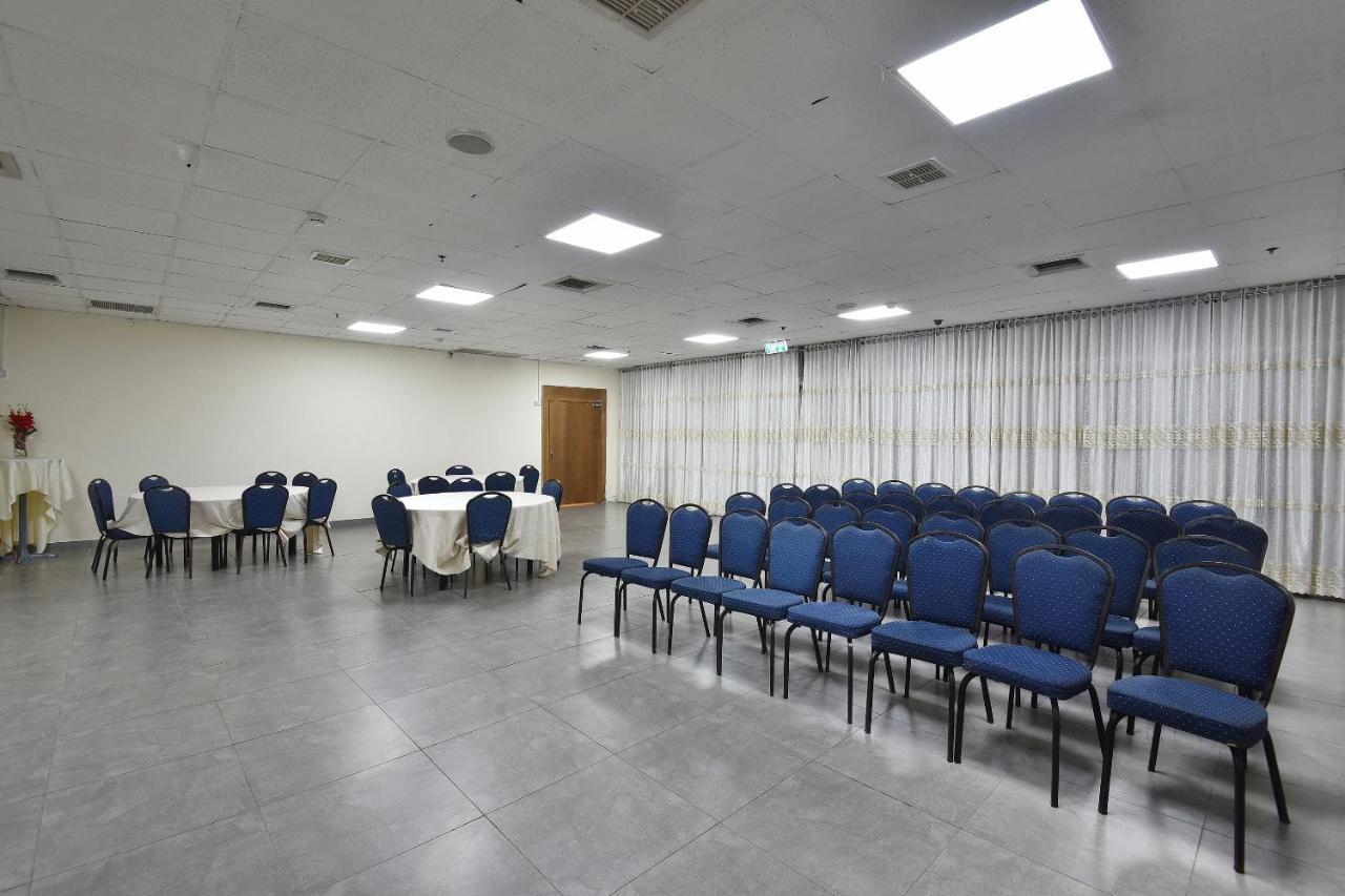 Pearl Of The Valley Hotel Kfar Tavor Exterior foto