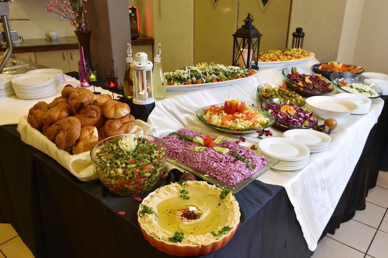Pearl Of The Valley Hotel Kfar Tavor Exterior foto